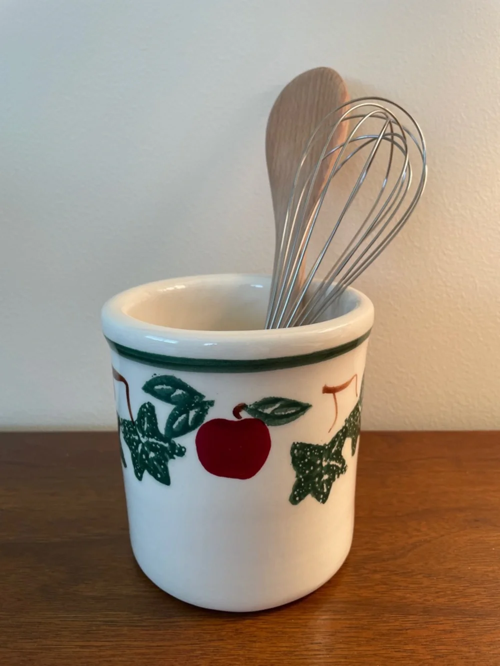Ceramic Apple and Ivy Utensil Crock - Red & Green
